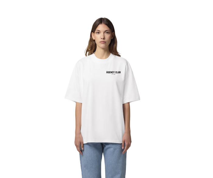Iconic tee model white