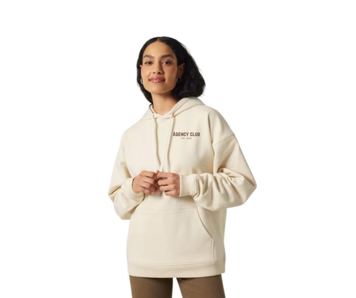 Iconic oversized hoodie model natural raw